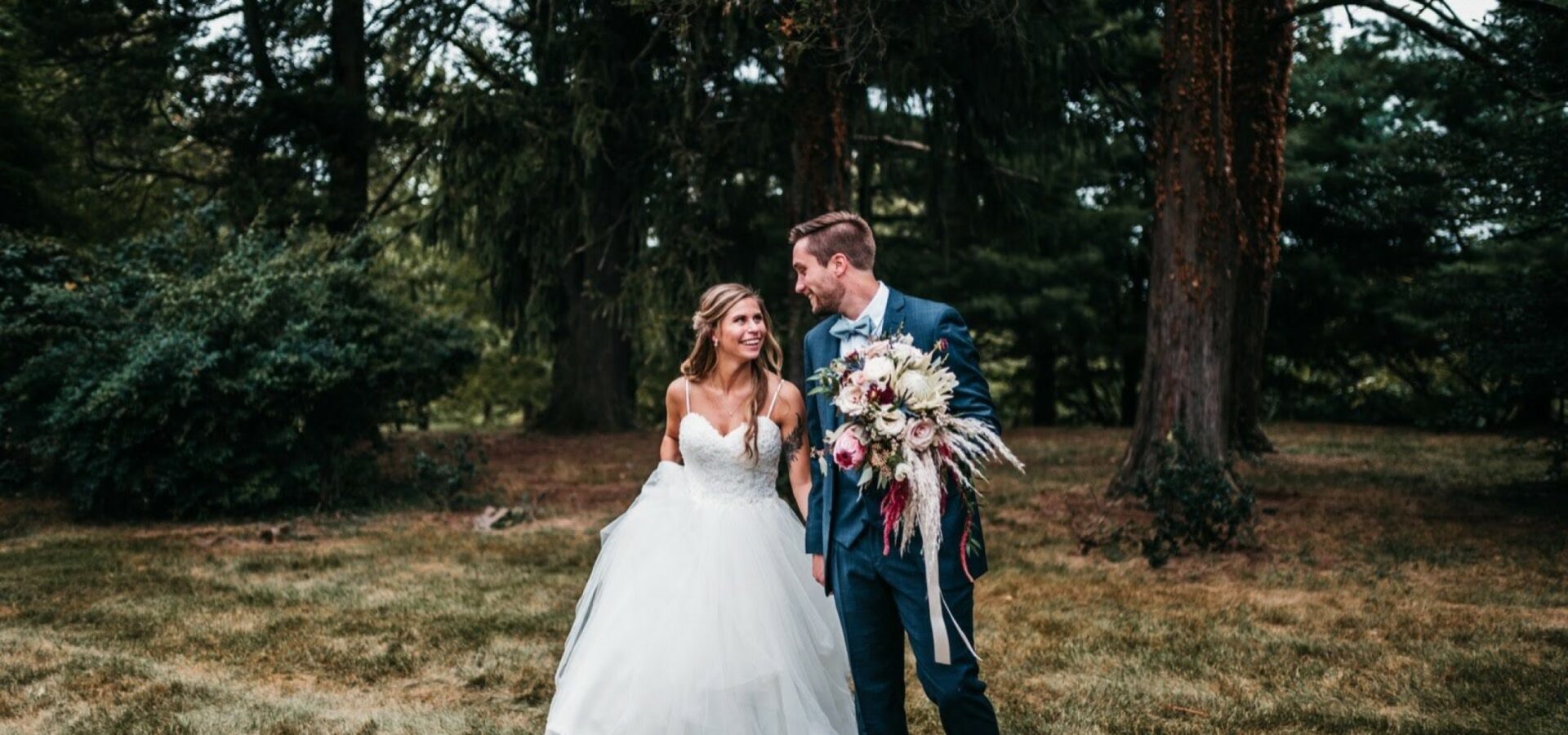 Wedding couple in Maryland forest