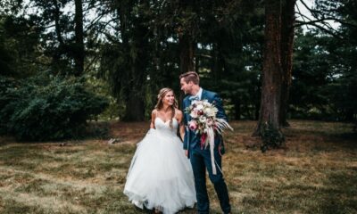 Wedding couple in Maryland forest